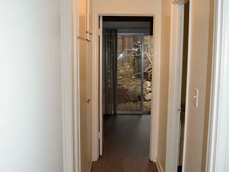 Ojai Gardens Apartments (Resort Apartments L.L.C.) — Photo 29