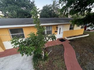 2201 N 56th Ter, Hollywood, FL 33021