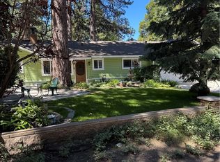 31671 Luring Pines Dr, Running Springs, CA 92382