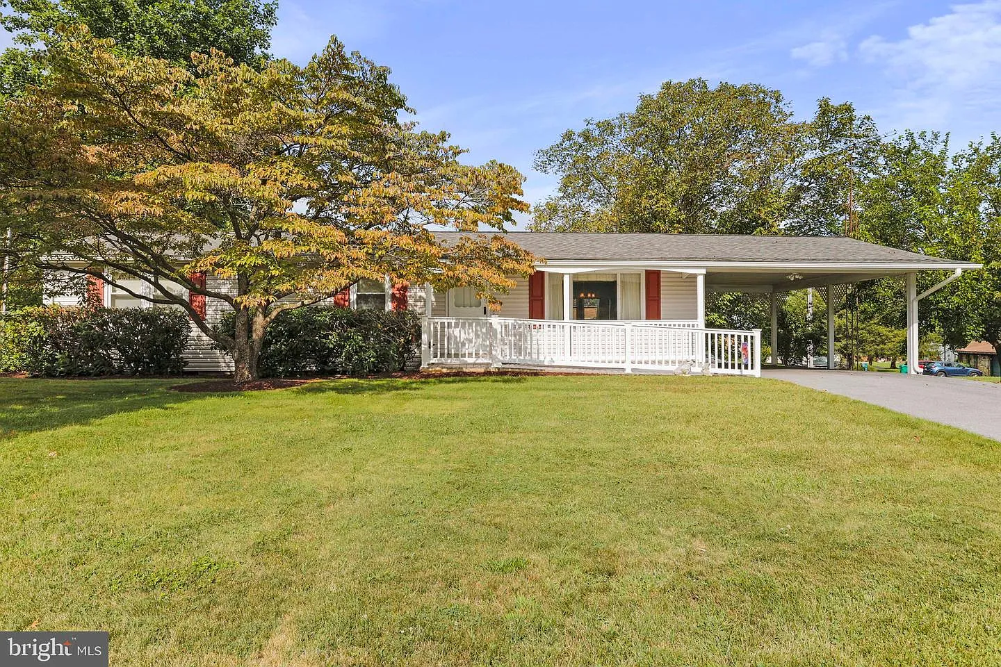 13871 Gardner Ave photo 1