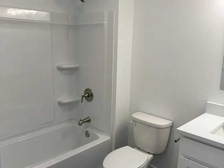 16875 Hanson Dr — Photo 42