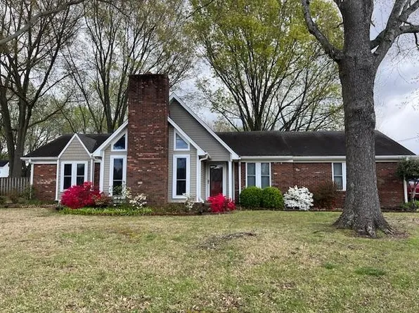 342 W University Pkwy, Jackson, TN 38305