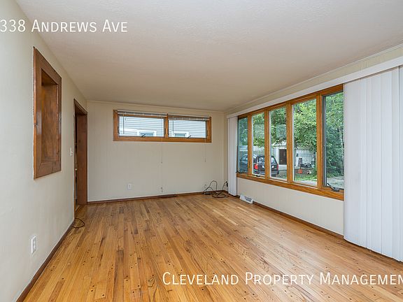3rd image of 1338 Andrews Ave