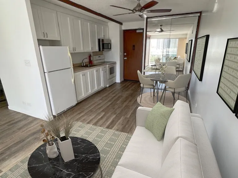 1655 Makaloa St #1213 — Photo 2