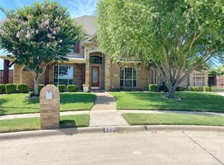 2901 Sioux Ct, Corinth, TX 76210