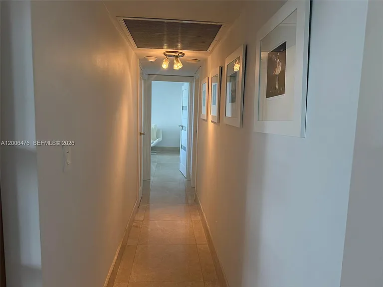 10275 Collins Ave #533 — Photo 25