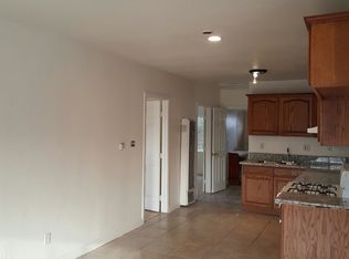 407 N Figueroa St, Santa Ana, CA 92703