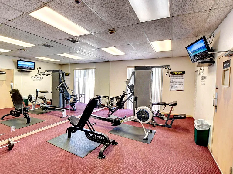 10938 Roebelini Palm Ct #B — Photo 38