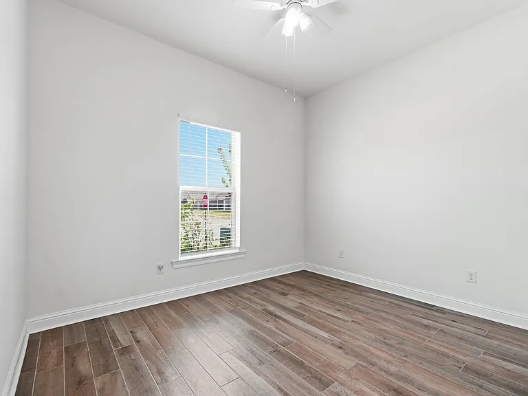 10966 Denali Ave — Photo 16