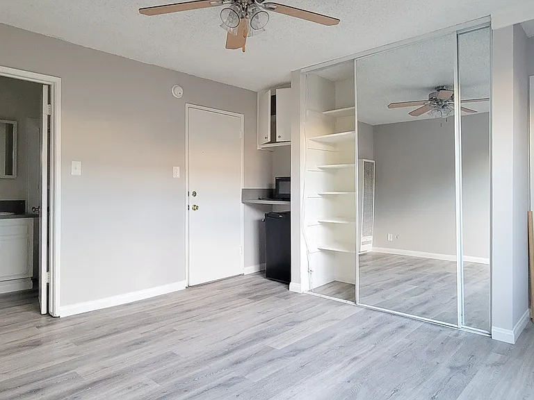 1822 N New Hampshire Ave — Photo 4