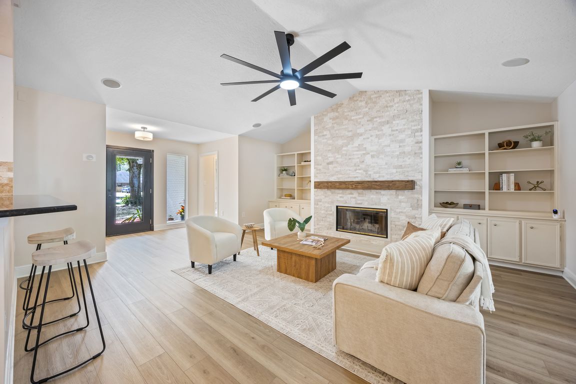 next background image