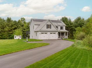 22 Lilac Ln, Gorham, ME 04038
