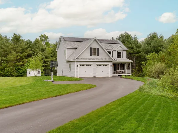 22 Lilac Lane, Gorham, ME 04038