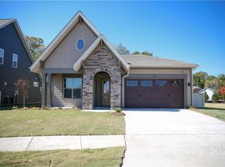 8882 Cotton Grove Ct, Harrisburg, NC 28075