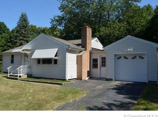90 Stanley Rd, Hamden, CT 06514