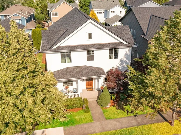 7319 Thompson Avenue SE, Snoqualmie, WA 98065