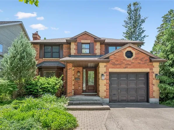 47 Caledonia St, Guelph, ON N1G 2C8