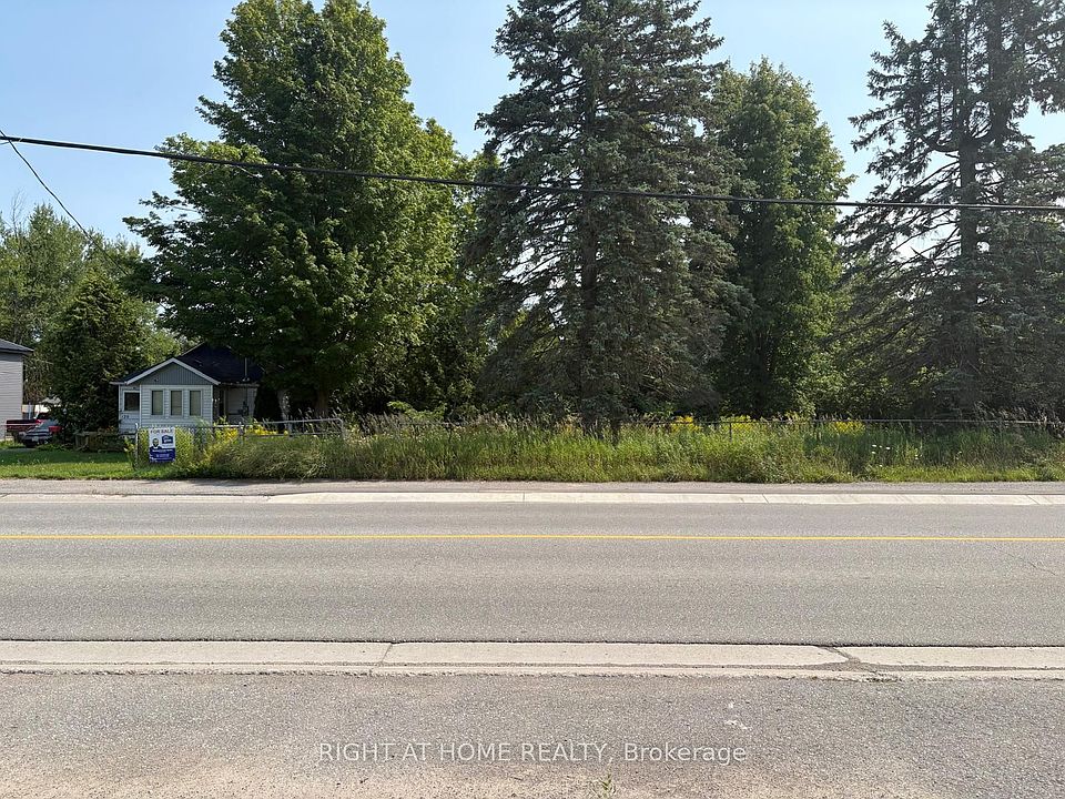 1st image of 122 King St W