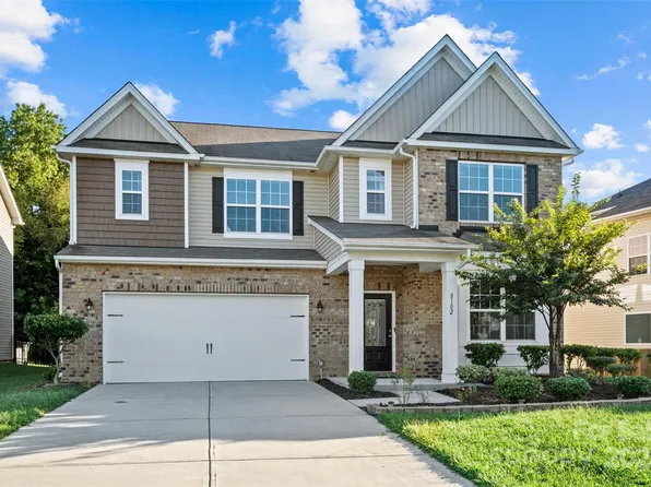 8102 Kelburn Ln, Charlotte, NC 28273