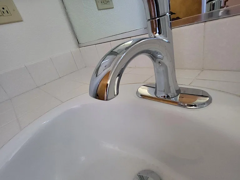 1453 Marine Ave #5 — Photo 6