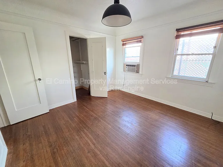 2068 San Francisco Ave — Photo 34