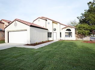 44644 Oak Grove St, Lancaster, CA 93535