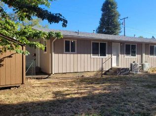 301 E 1st Ave, Sutherlin, OR 97479