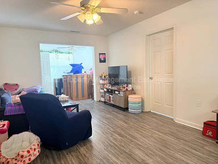 2031 Wolfmill Dr #103-A — Photo 7