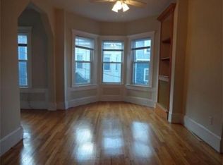 10 Pacific St APT 3, Boston, MA 02127