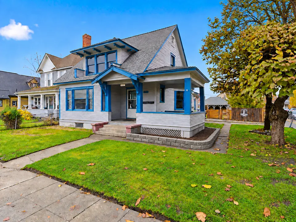 1027 W Maxwell Ave #3