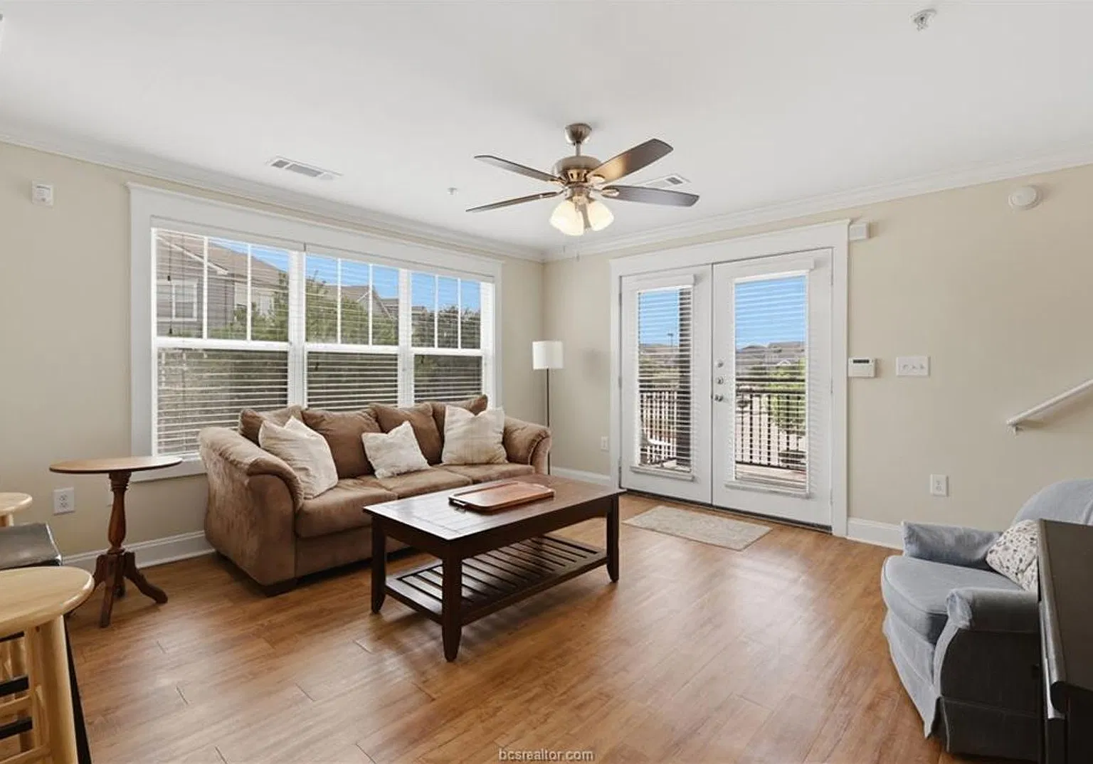 1725 Harvey Mitchell Parkway S Unit 1830 — Photo 2