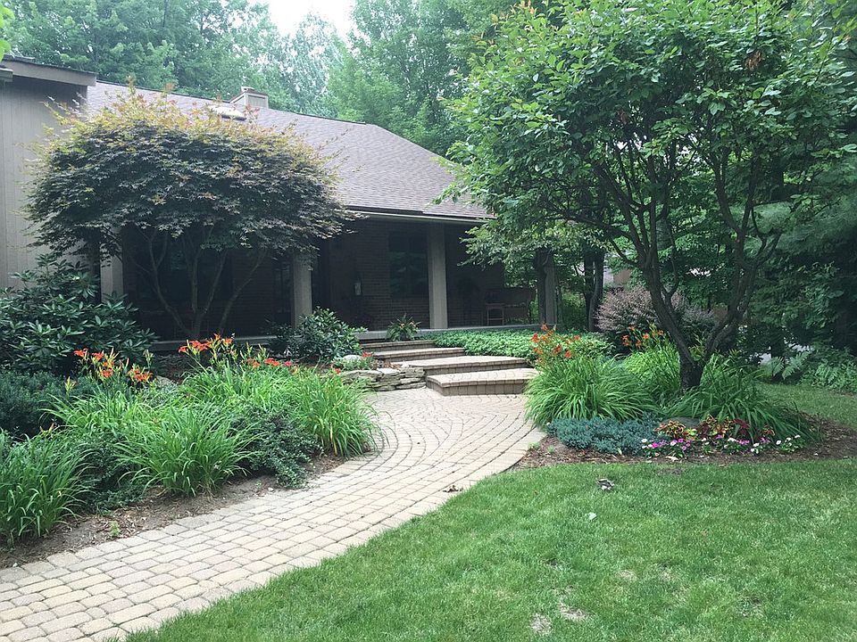 1st image of 3820 E Old Pine Trl