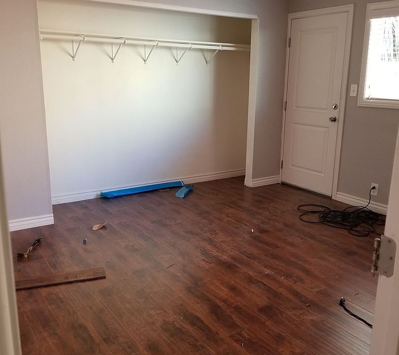 1st image of 321 S Mariposa Ave APT 07