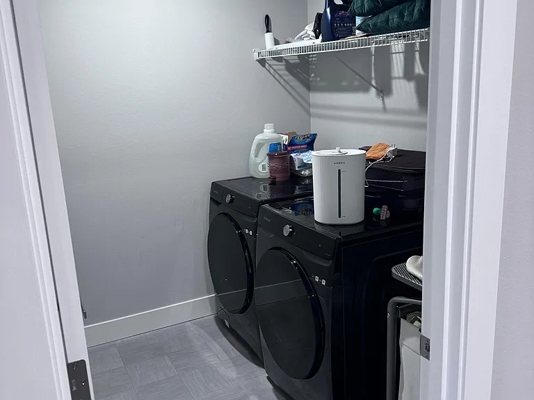 In unit washer dryer