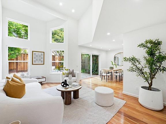 3rd image of 4713 Malero Pl