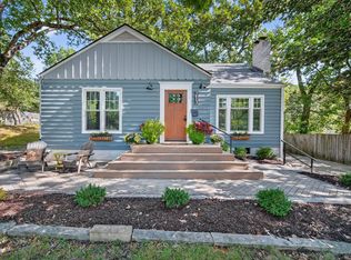 213 42nd St, Des Moines, IA 50312