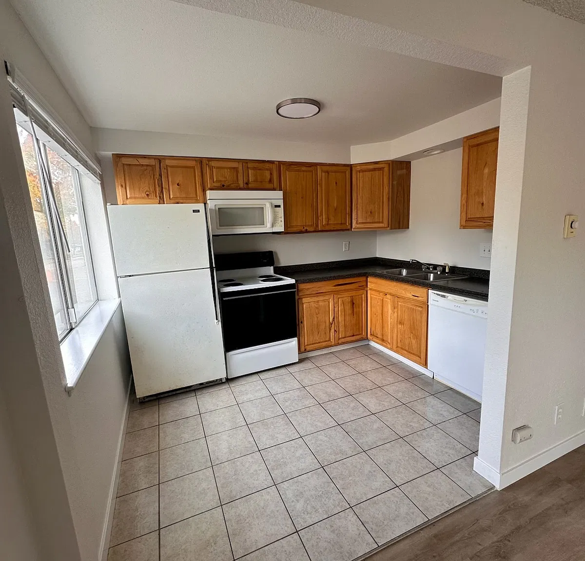 1 bed, 500 sqft, $1,495 — Photo 2