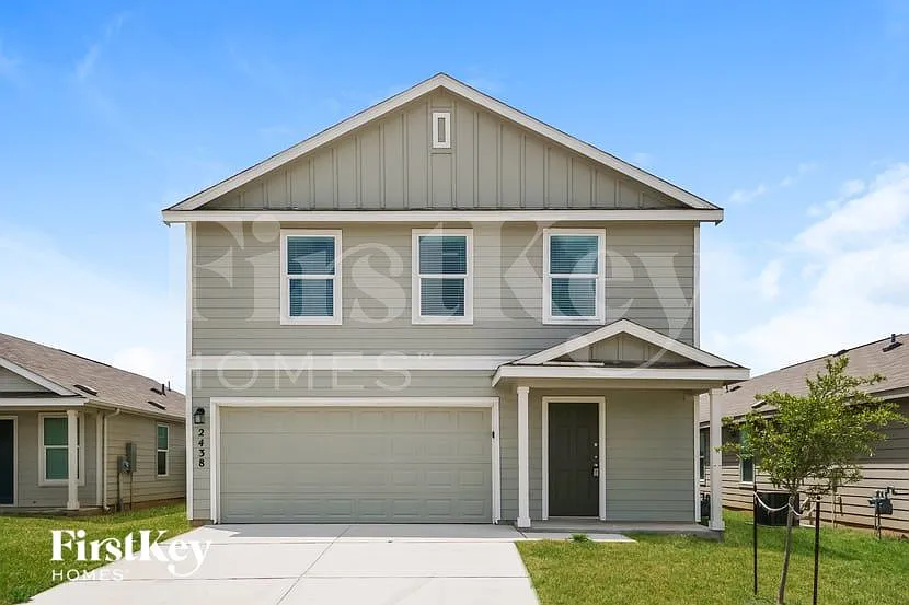 2438 Double Oak Dr