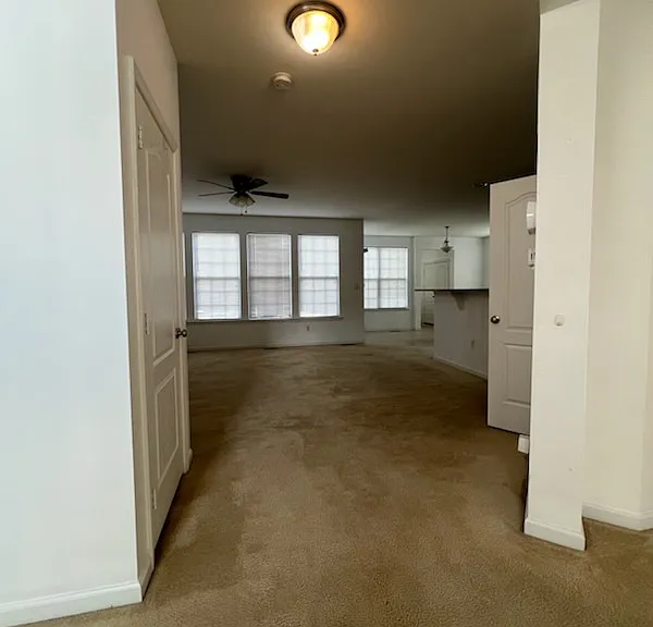 421 Cicero Xing — Photo 4