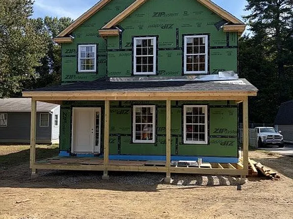 431 Riverdale Ave, Manchester, NH 03103