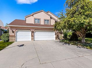 11998 S Bluff View Dr, Sandy, UT 84092