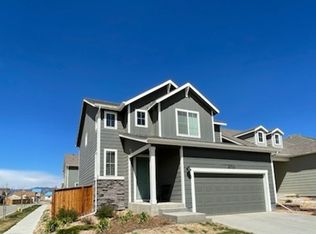 2711 Tallgrass Ln, Berthoud, CO 80513