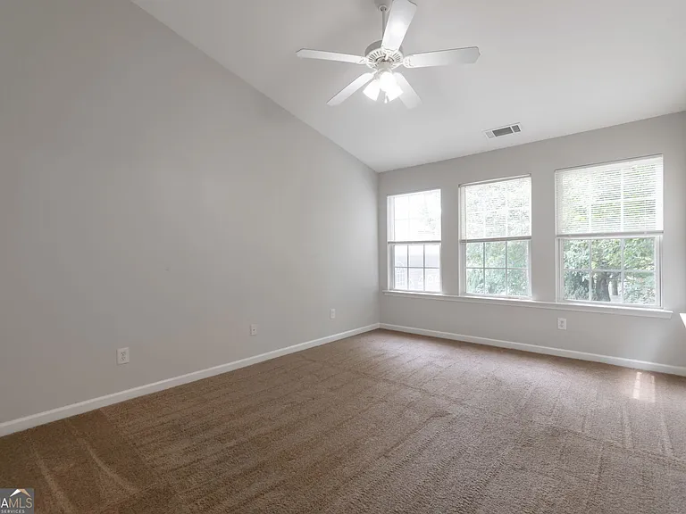 1000 Pierce Brennen Dr — Photo 15
