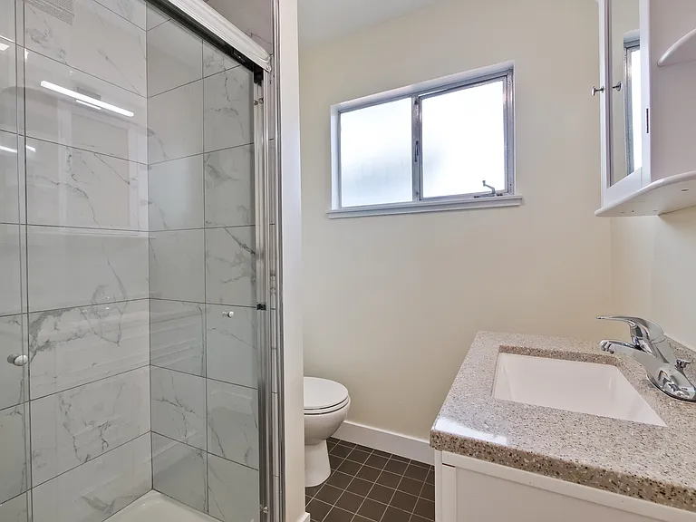 2908 Birdsall Ave #2908 — Photo 21
