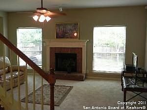 2nd image of 21 Edgecreek