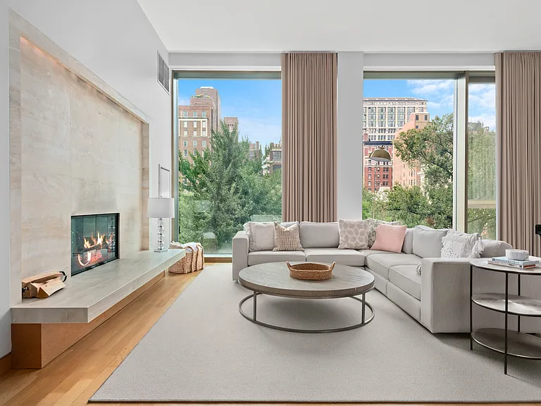 50 Gramercy Park N #8AB — Photo 1