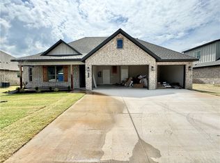 2409 Abbott Ln, Pea Ridge, AR 72751