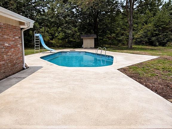 4th image of 79 Brooks Rd