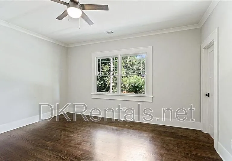 2272 Abby Ln NE — Photo 29