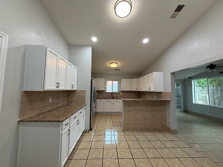 7316 Autumn Breeze Rd SW — Photo 7